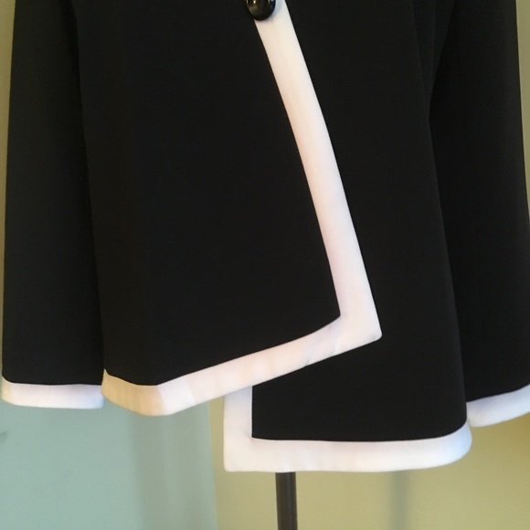 Stylish Dressy Jacket - Picture 3 of 4